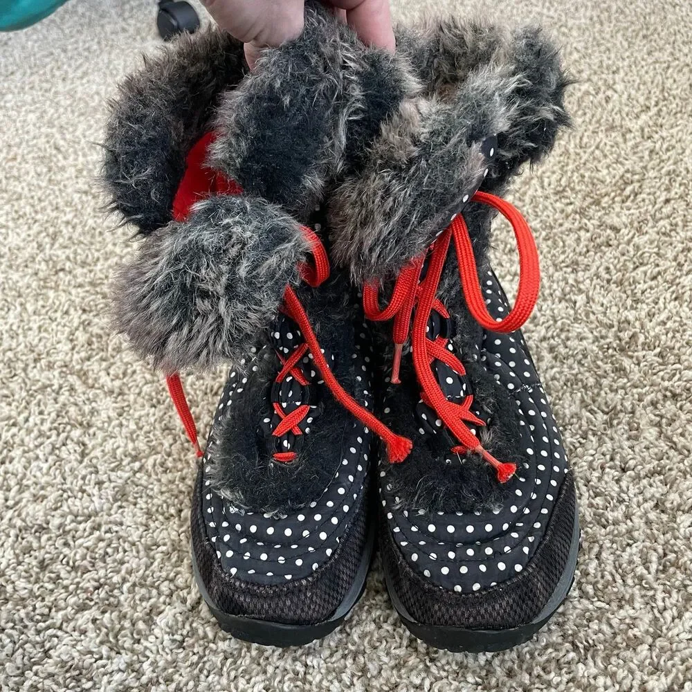 Size 3 / Girls North Face Winter Snow Boots